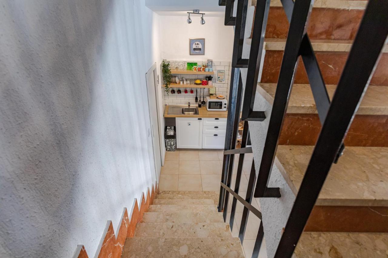 Hostal El Perello, Valencia Bagian luar foto