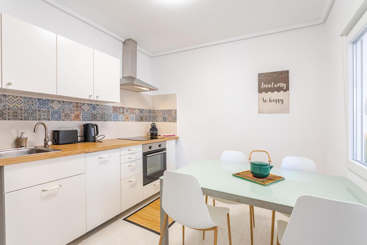 Hostal El Perello, Valencia Bagian luar foto